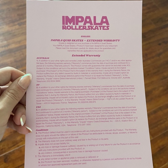 NWT Women’s Holographic Roller Skates with Sparkling Blue Laces and wheels - Picture 7 of 8